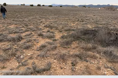 25867 N Robin Drive, Paulden, AZ 86334 - Photo 5