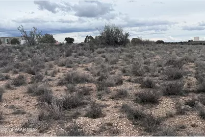 25672 N Lopez Drive, Paulden, AZ 86334 - Photo 9