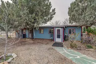 9040 S Magby Dr, Wilhoit, AZ 86332 - Photo 1