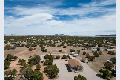 53845 N Cedar Drive, Seligman, AZ 86337 - Photo 5