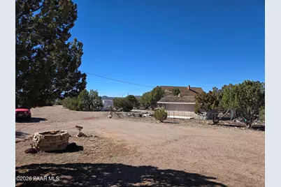 53910 N Granada Circle, Seligman, AZ 86337 - Photo 7