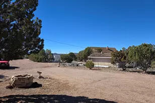 53910 N Granada Circle, Seligman, AZ 86337 - Photo 7