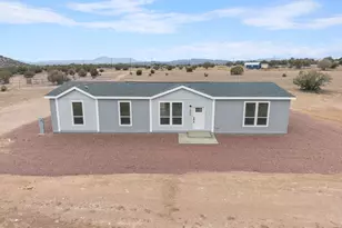 1437 E Whirlpool Dr, Paulden, AZ 86334 - Photo 1