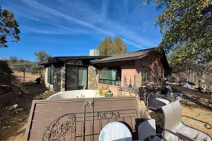 10515 W Cherry Creek Rd, Dewey-Humboldt, AZ 86327 - Photo 3