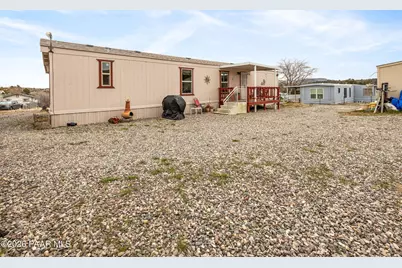 18420 S Frontier Road, Peeples Valley, AZ 86332 - Photo 9