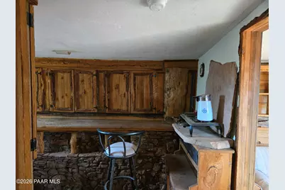 38125 N Snake Road, Ash Fork, AZ 86320 - Photo 29