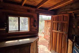 38125 N Snake Rd, Ash Fork, AZ 86320 - Photo 11