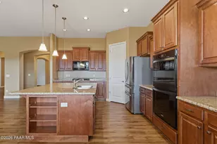 6115 E Blake Ln, Prescott Valley, AZ 86314 - Photo 13