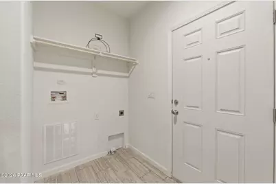 127 W Laxton Castle Way, Paulden, AZ 86334 - Photo 13
