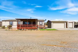 485 N Old Coach Trail, Dewey-Humboldt, AZ 86327 - Photo 1
