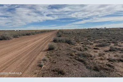 7625 Pima Street, Holbrook, AZ 86029 - Photo 3