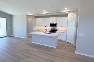 7761 E Turnberry Dr, Prescott Valley, AZ 86315 - Photo 9