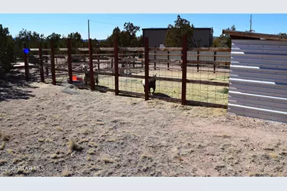 25633 El Dorado Drive, Seligman, AZ 86337 - Photo 11