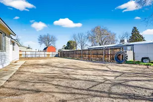 1400 Meadow Ln, Chino Valley, AZ 86323 - Photo 27