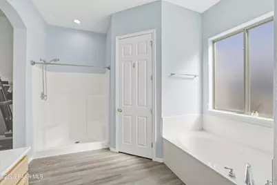 6619 E Dalton Way, Prescott Valley, AZ 86314 - Photo 11