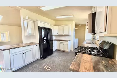 1920 E Grasshopper Lane, Chino Valley, AZ 86323 - Photo 9