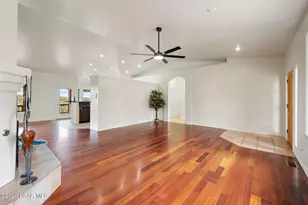 13832 N Spotted Eagle Dr, Prescott, AZ 86305 - Photo 11