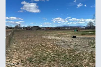 2715 W Annie Road, Paulden, AZ 86334 - Photo 7