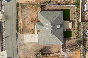 9666 E Catalina Dr, Prescott Valley, AZ 86314 - Photo 27