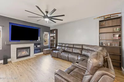 13076 E Madrid Street, Dewey-Humboldt, AZ 86327 - Photo 9