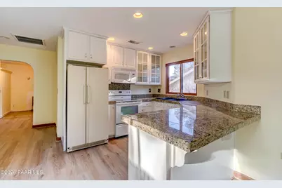715 Country Club Drive, Prescott, AZ 86303 - Photo 11