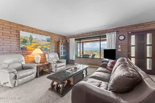 1605 Corral Dr, Wickenburg, AZ 85390 - Photo 3