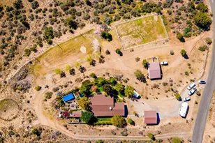 17827 S Tawny Ln, Peeples Valley, AZ 86332 - Photo 69