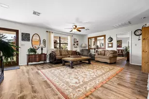 17827 S Tawny Ln, Peeples Valley, AZ 86332 - Photo 27