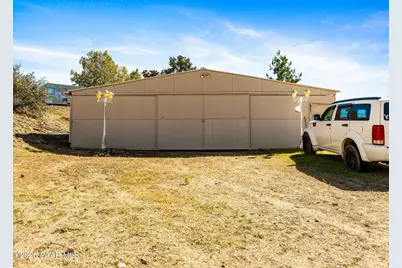 17827 S Tawny Lane, Peeples Valley, AZ 86332 - Photo 23