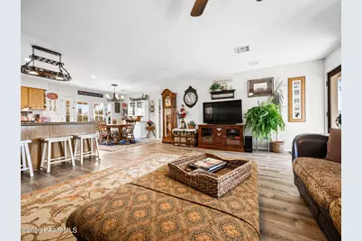 17827 S Tawny Lane, Peeples Valley, AZ 86332 - Photo 29