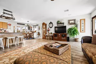 17827 S Tawny Ln, Peeples Valley, AZ 86332 - Photo 29