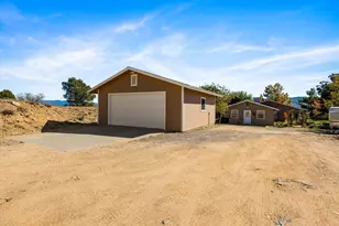 17827 S Tawny Ln, Peeples Valley, AZ 86332 - Photo 55
