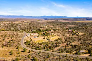 17827 S Tawny Ln, Peeples Valley, AZ 86332 - Photo 71
