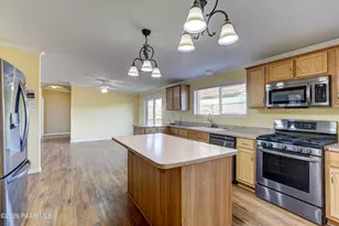 1030 N Summer Sweet Ln, Dewey-Humboldt, AZ 86327 - Photo 5