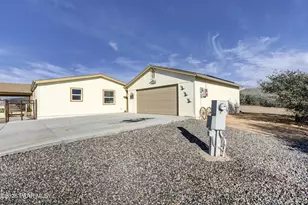 1030 N Summer Sweet Ln, Dewey-Humboldt, AZ 86327 - Photo 33