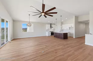 1949 Ventnor Cir, Prescott, AZ 86301 - Photo 9