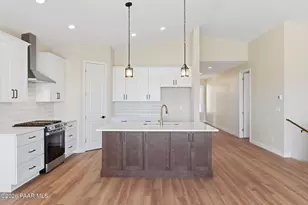1949 Ventnor Cir, Prescott, AZ 86301 - Photo 7