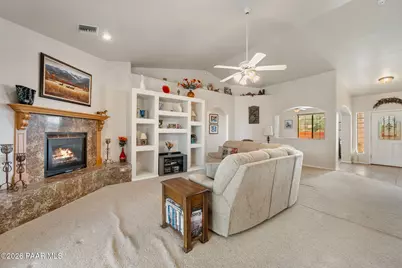 13134 E Buckshot Road, Prescott Valley, AZ 86315 - Photo 11