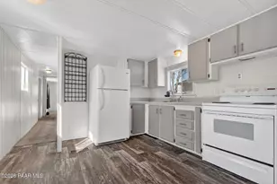 2740 N Kings Hwy W, Prescott Valley, AZ 86314 - Photo 13