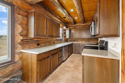 25665 N Riesling Lane, Paulden, AZ 86334 - Photo 11