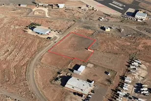 816 Airport Rd, Winslow, AZ 86047 - Photo 1