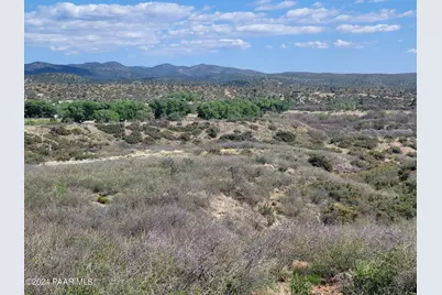 1365 S Iron Springs Road, Skull Valley, AZ 86338 - Photo 5
