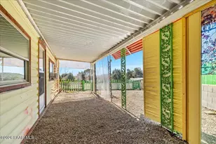 1353 N Albino Trail, Dewey-Humboldt, AZ 86327 - Photo 25