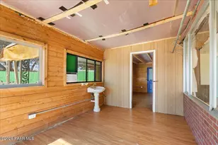 1353 N Albino Trail, Dewey-Humboldt, AZ 86327 - Photo 23