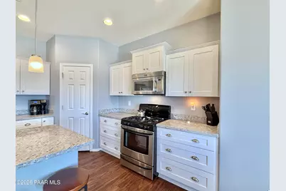 5440 N Roadrunner Drive, Prescott Valley, AZ 86314 - Photo 9