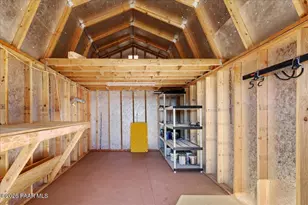 325 E Houston Rd, Paulden, AZ 86334 - Photo 31