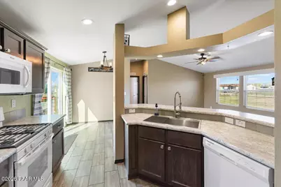325 E Houston Road, Paulden, AZ 86334 - Photo 15