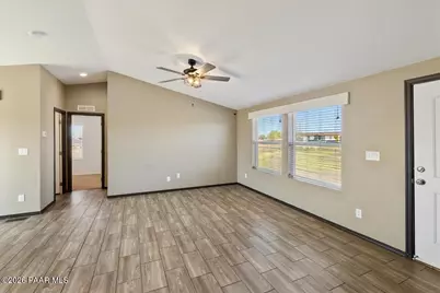 325 E Houston Road, Paulden, AZ 86334 - Photo 7