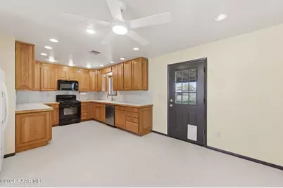 182 S Cottontail Drive, Chino Valley, AZ 86323 - Photo 9