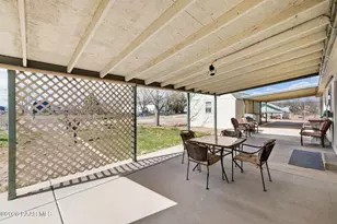 24680 N St Louis St, Paulden, AZ 86334 - Photo 25